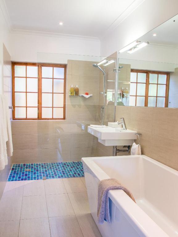 Willowbrook Country House Cape Town Room photo